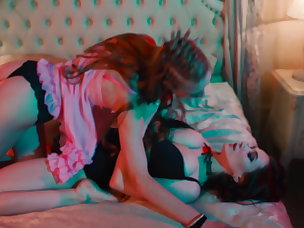 Best Lesbian Kissing Porn Videos